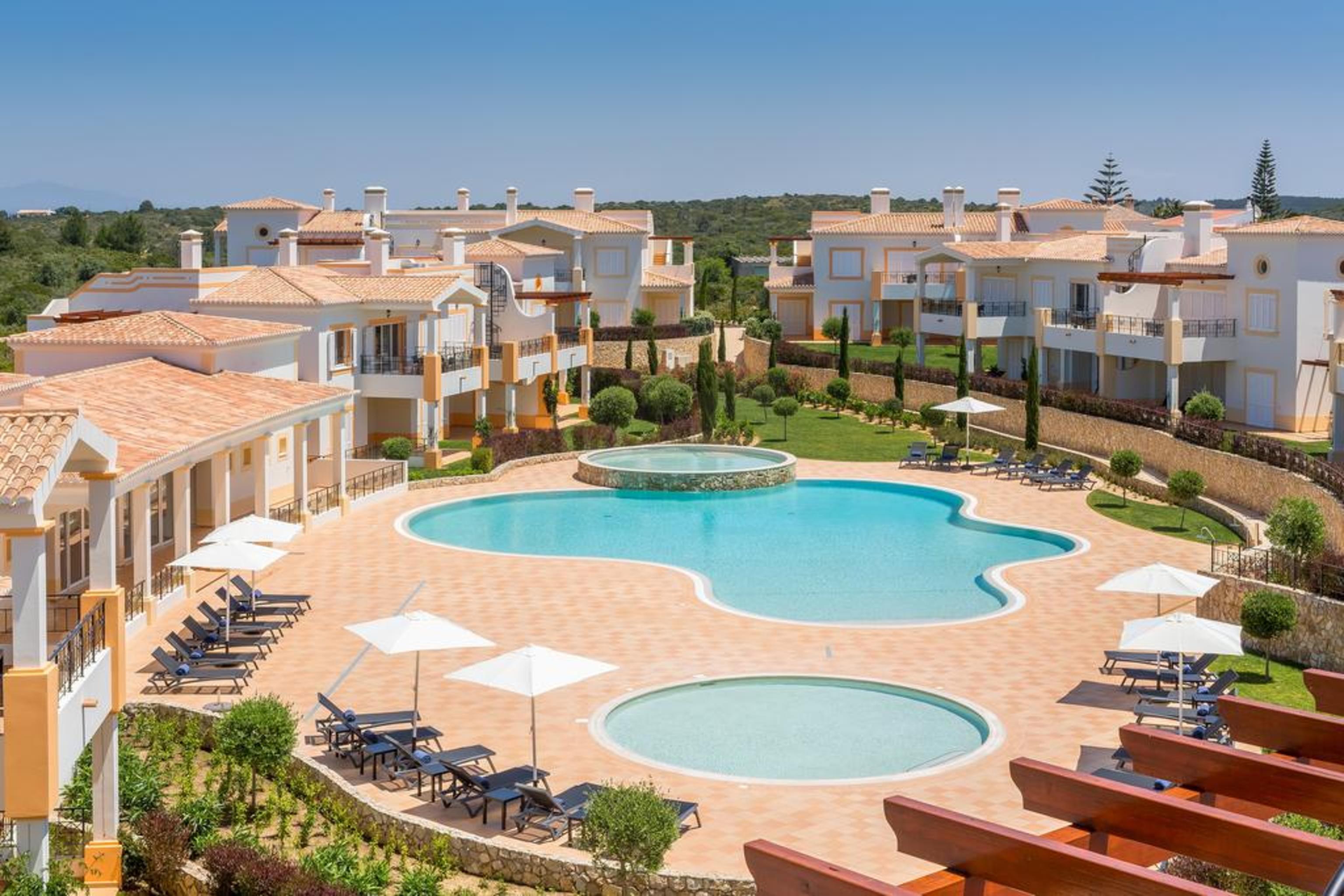 Nau Salema Beach Village Bagian luar foto