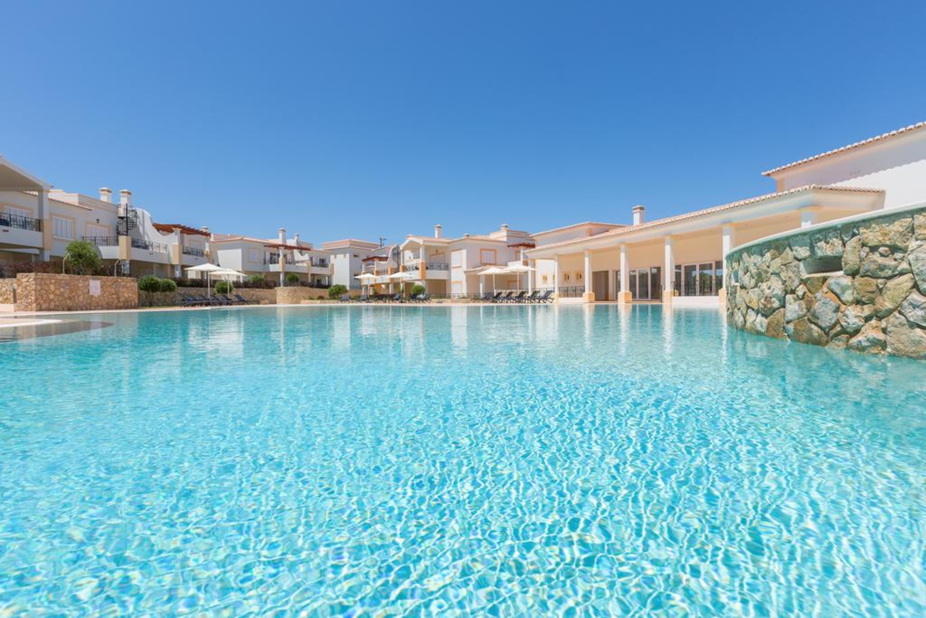 Nau Salema Beach Village Bagian luar foto
