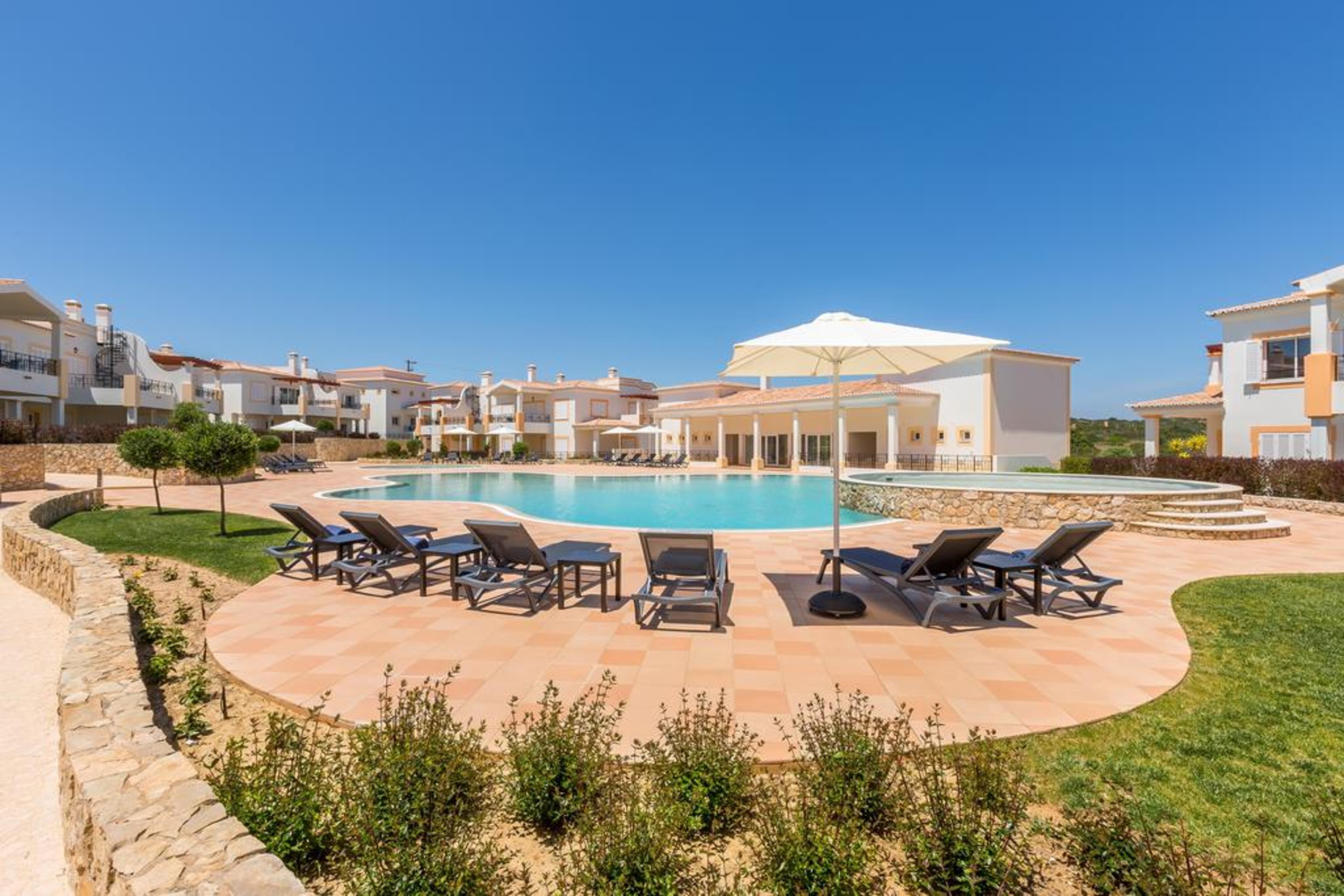 Nau Salema Beach Village Bagian luar foto