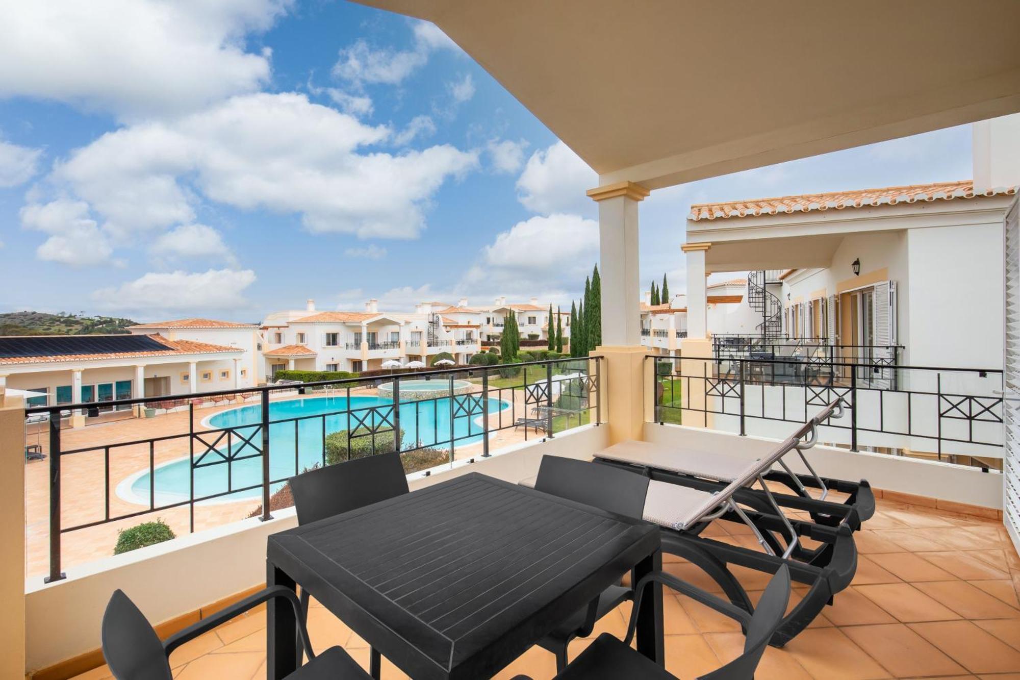 Nau Salema Beach Village Bagian luar foto
